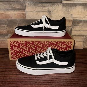 Vans Old Skool shoes.
